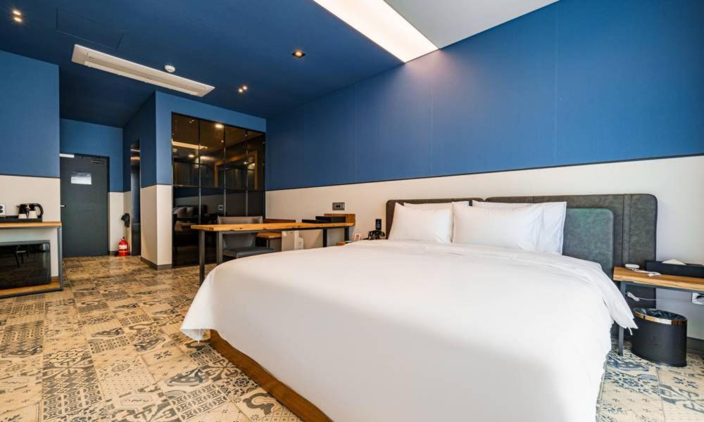 Anseong Nomad Hotel Exterior photo